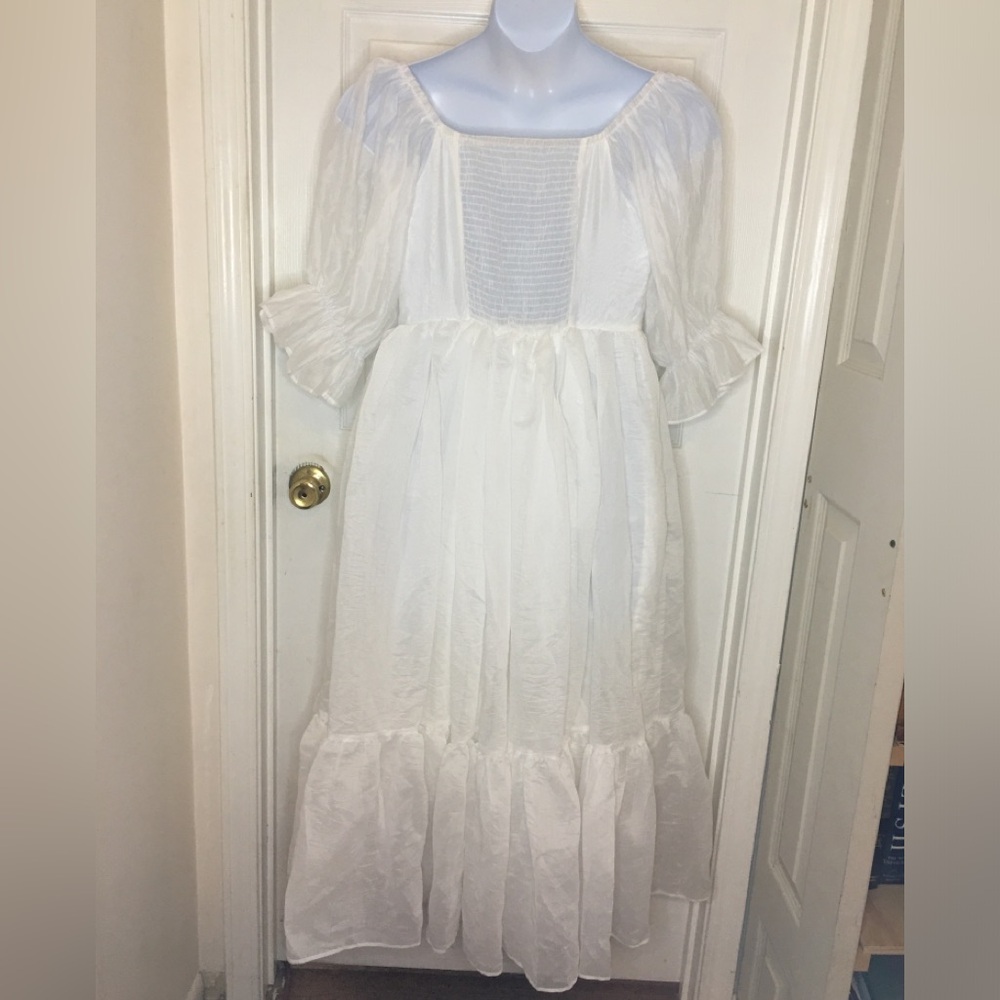 White SHEIN CURVE Dress - Picture 3 of 7